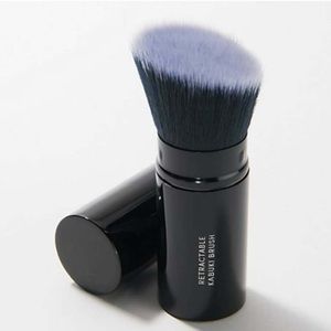 New Laura Geller Retractable Kabuki Brush